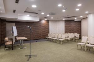 Area bisnis dan/atau ruang konferensi di Nobel Design Hotel