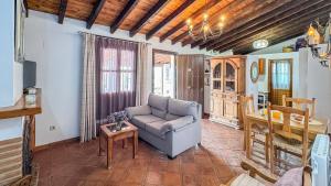 Kuchyň nebo kuchyňský kout v ubytování Villa La Morada Antequera - La Higuera by Ruralidays