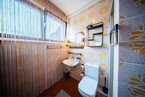 Ένα μπάνιο στο Flex SelfCheckIns 158 - Zagreb - 2 Bedrooms - Parking - Terrace
