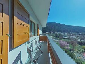 En generel udsigt til bjerge eller udsigt til bjerge taget fra lejligheden