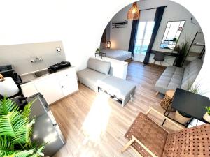 Photo de la galerie de l'établissement aeolian blu 8, à Parikia