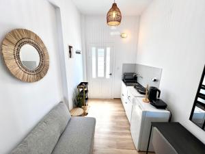 Gallery image of aeolian blu 6 in Parikia +36 photos