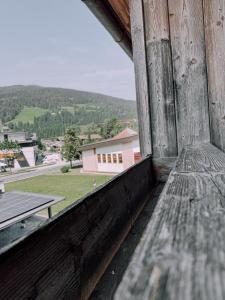 Nespecifikovaný výhled na hory nebo výhled na hory při pohledu z apartmánu
