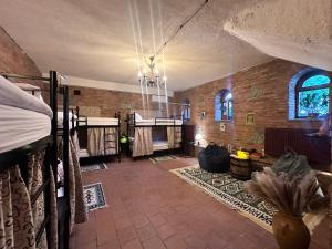 Gambar di galeri bagi Wine Cellar Hostel di Tbilisi City