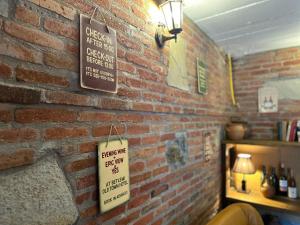 Gambar di galeri bagi Wine Cellar Hostel di Tbilisi City