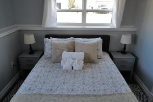 Gallery image of Bright 2-Room Guest Space in Stratford in Stratford
