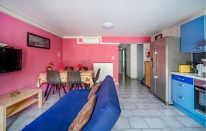 Dapur atau dapur kecil di Appartement Vue Sur La Meuse