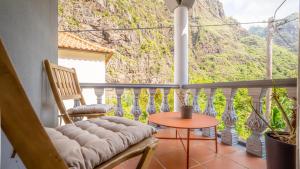 Balkón nebo terasa v ubytování Family House