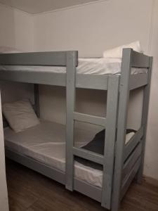 Postel nebo postele na pokoji v ubytování Canaan Hôtel Antsirabe