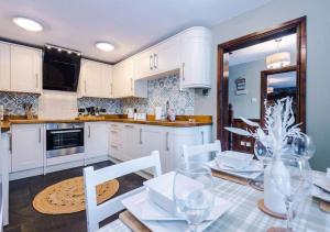 Η κουζίνα ή μικρή κουζίνα στο Peaceful Barn Near Cader Idris