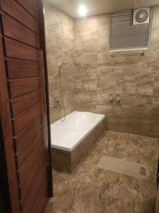 Vannituba majutusasutuses Raj guest house