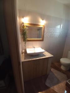 Ένα μπάνιο στο Vaios House +13 φωτογραφίες