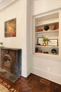 Fotografie z fotogalerie ubytování King Suite 2nd FloorHotel Boutique v destinaci Savannah