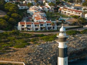 Το κτήριο όπου στεγάζεται  το διαμέρισμα +15 φωτογραφίες