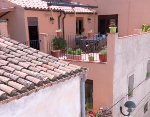 The building in which the holiday home is located