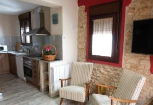 A kitchen or kitchenette at Cal Vibo