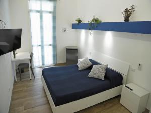 Postel nebo postele na pokoji v ubytování Sea View Teti Rooms & Apts