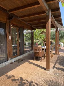 Patio nebo venkovní prostory v ubytování Chalet Mimosa