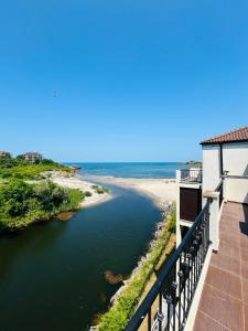 Naturlandskabet i nærheden af lejligheden + 7 billeder