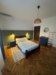 Ένα ή περισσότερα κρεβάτια σε δωμάτιο στο Studio by the sea +9 φωτογραφίες