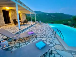 Gallery image of Zarmine Villa in Parga