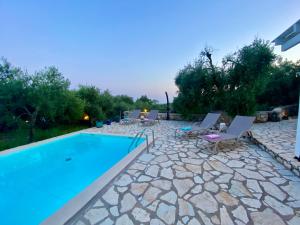 Gallery image of Zarmine Villa in Parga