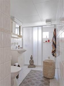 Ένα μπάνιο στο Villa Lysekil