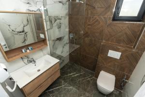 Baðherbergi á Hotel 5 Stinet
