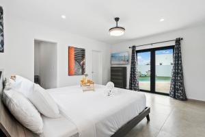 Imagen de la galería de New 3br Villa Private Pool Prime Location, en Noord