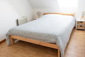 Кровать или кровати в номере Superbe appartement - 5 mn du Zoo de Beauval (8p)