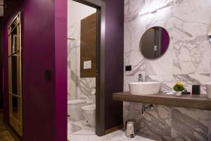 Koupelna v ubytování MANTRA Suite&Rooms