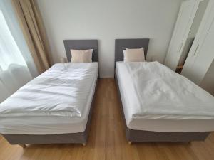 Postel nebo postele na pokoji v ubytování Apartment for 7, close to Zurich and Luzern, free private parking