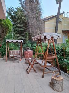 Vrt pred nastanitvijo Nio Planet Villa Golem, Durrës