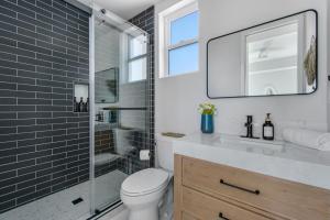 Ένα μπάνιο στο Best View Point In The City Rooftop 180 Ocean Views +21 φωτογραφίες