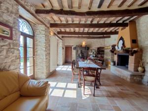 FrontinoAgriturismo Montefiorentino的相册照片