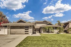 En have udenfor Stunning 4BR Laguna Hills Oasis with Private Pool