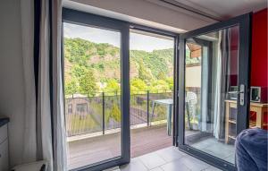 Nespecifikovaný výhled na hory nebo výhled na hory při pohledu z apartmánu + 12 fotografií