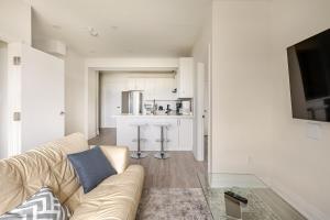 Η κουζίνα ή μικρή κουζίνα στο The Residence, Your comfort is our culture