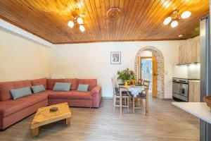 Kuchyň nebo kuchyňský kout v ubytování Paola Apartment Fiskardo