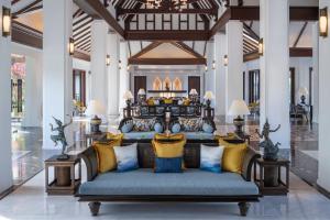Posezení v ubytování JW Marriott Khao Lak Resort Suites