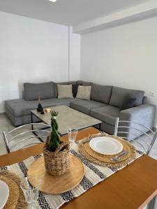 Posezení v ubytování Korithis Apartment