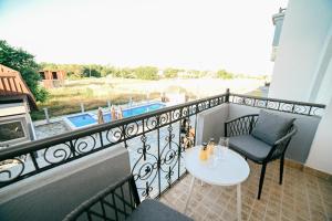 Μπαλκόνι ή βεράντα στο Hotel Ariana Lux