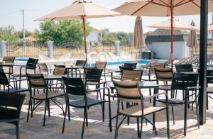 Εστιατόριο ή άλλο μέρος για φαγητό στο Hotel Ariana Lux