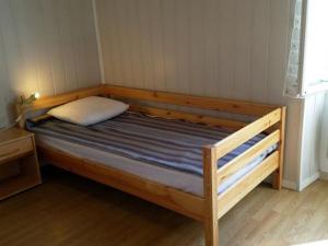 Postel nebo postele na pokoji v ubytování Maison rénovée à la ferme avec terrasse, Wifi et parc animalier - FR-1-426-288