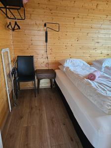 Postel nebo postele na pokoji v ubytování Starmýri 2 Cottages