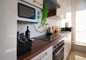 Kuchyň nebo kuchyňský kout v ubytování Sea view Hostel