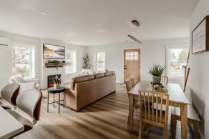 Gallery image of Modern Amish Country Retreat w/ Hot Tub. in Leola