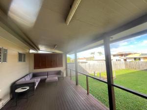 Balkón nebo terasa v ubytování 3-Bedroom House in Central Hervey Bay