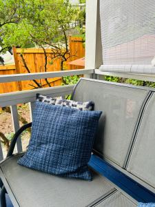 Φωτογραφία από το άλμπουμ του Quiet City Retreat Near Light Rail, Downtown & Stadiums! στο Σιάτλ