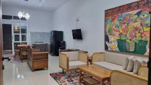 TV a/nebo společenská místnost v ubytování Semesta Luxury Guest House